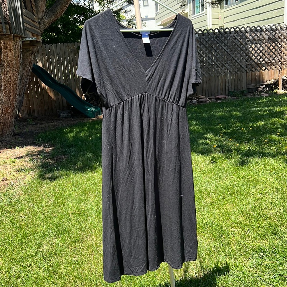 EUC Gap Maternity Black Knit Dress • Small